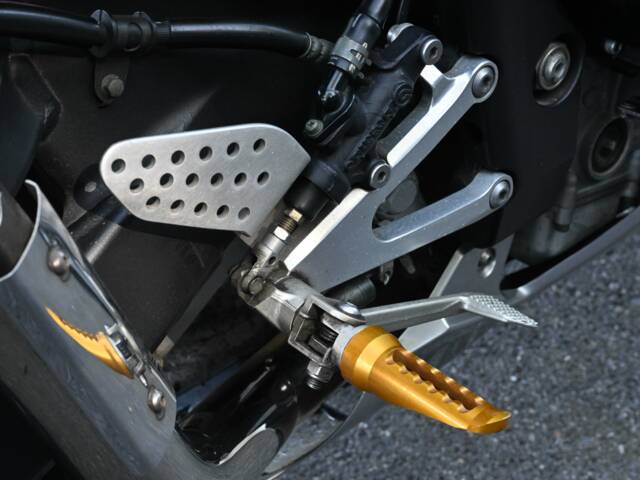 Yamaha YZF-R1