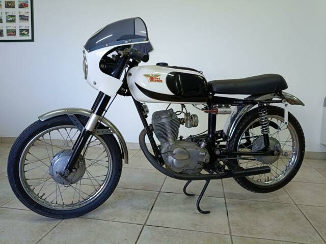 Moto Morini Corsaro 125