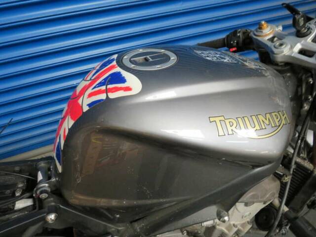 Triumph Daytona 675
