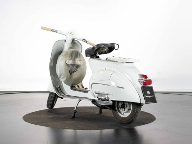 Piaggio Vespa 125