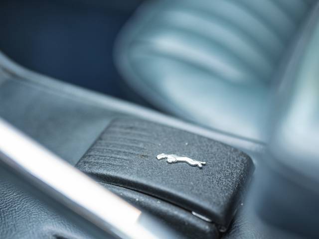 Jaguar E-Type V12