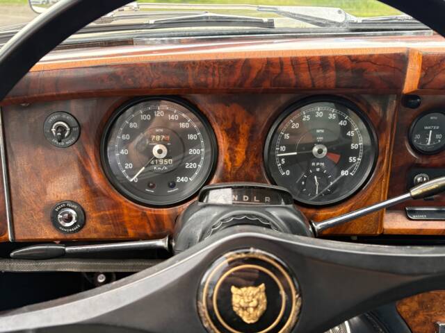 Jaguar Mk X 3.8