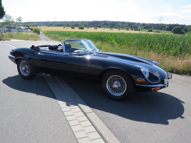 Image 1/50 de Jaguar Type E V12 (1974)