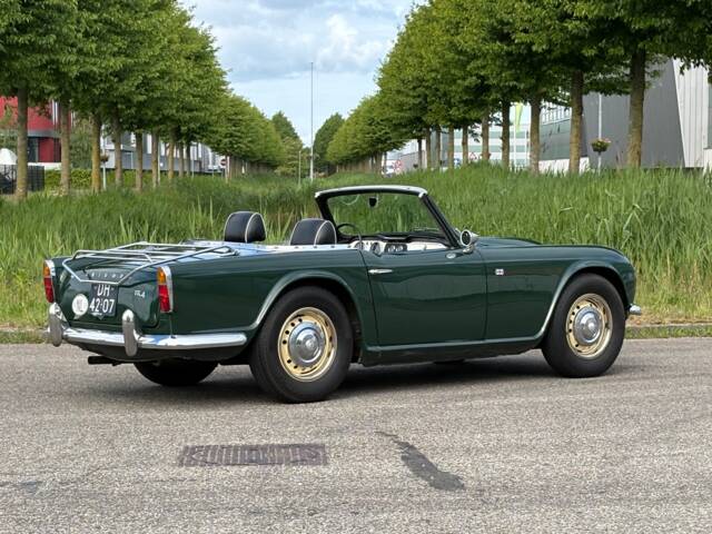 Triumph TR 4