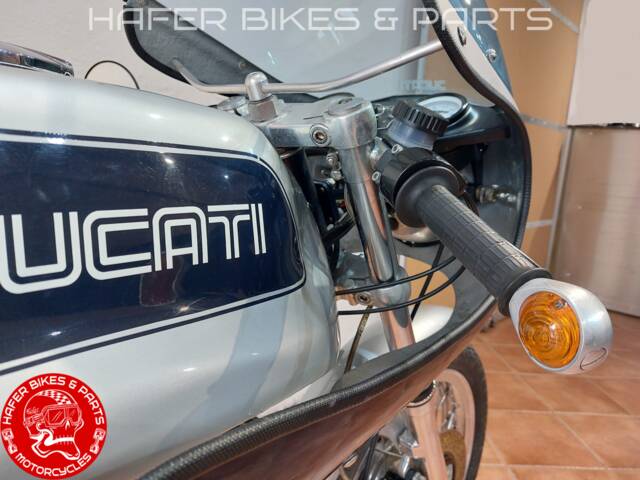 Ducati 900 SS