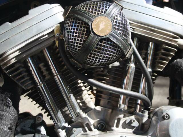 Harley-Davidson Sportster XLH 883