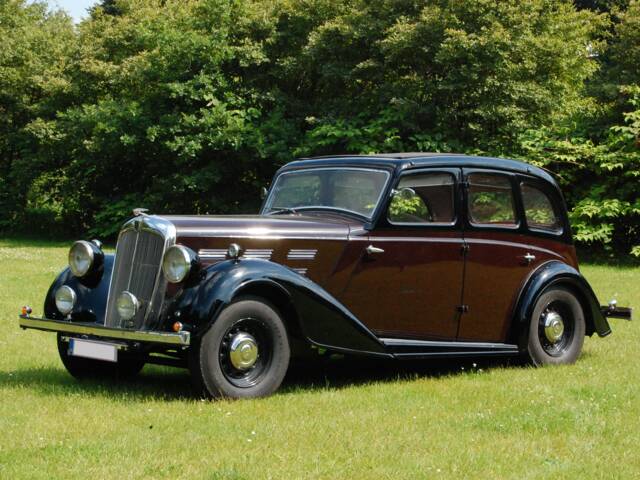 Morris Twenty-Five