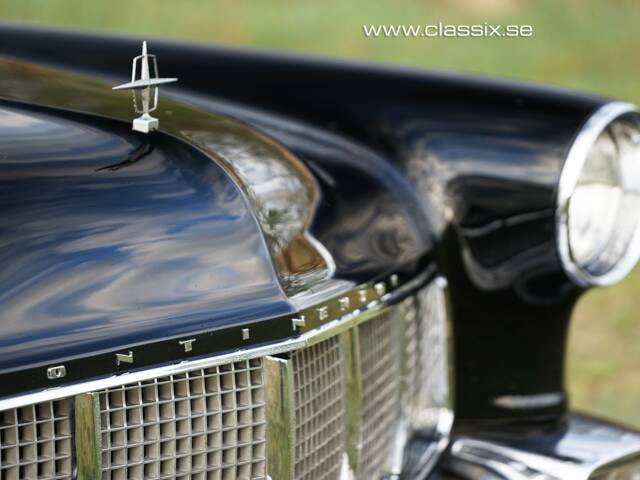 Lincoln Continental Mark II