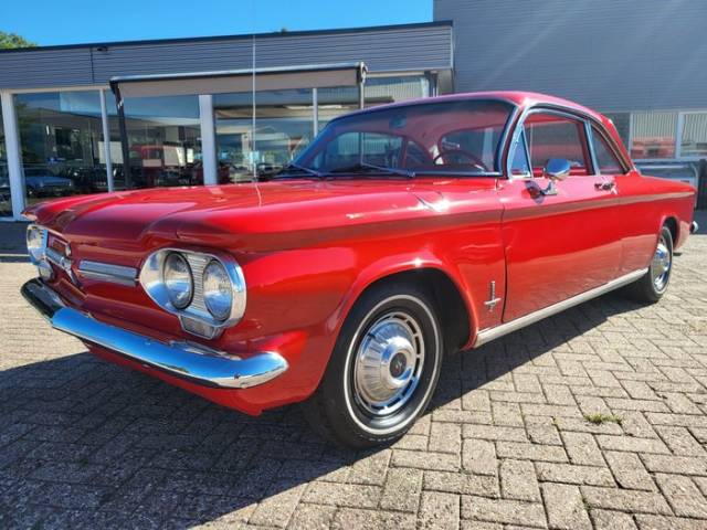Image 1/7 of Chevrolet Corvair Monza Coupe (1962)