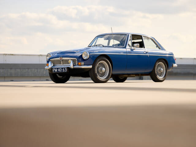 MG MGC GT