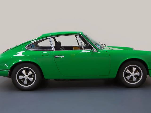 Porsche 911 2.4 S