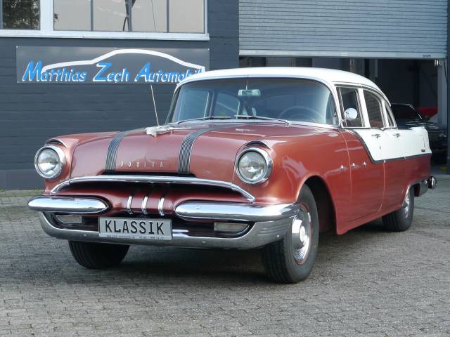 Image 1/59 of Pontiac Star Chief (1955)