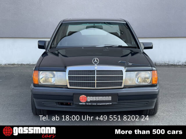 Image 1/15 of Mercedes-Benz 190 E 3.2 AMG (1986)