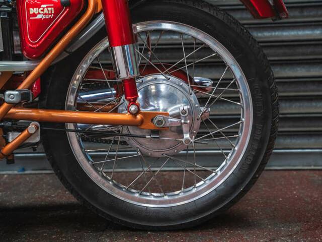 Ducati 175 Sport