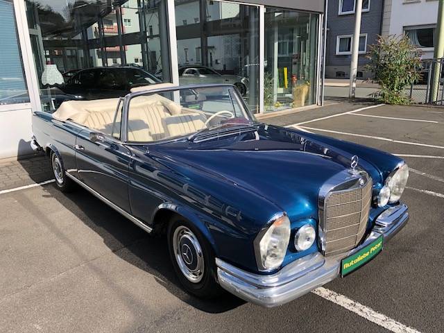 Mercedes-Benz 250 SE