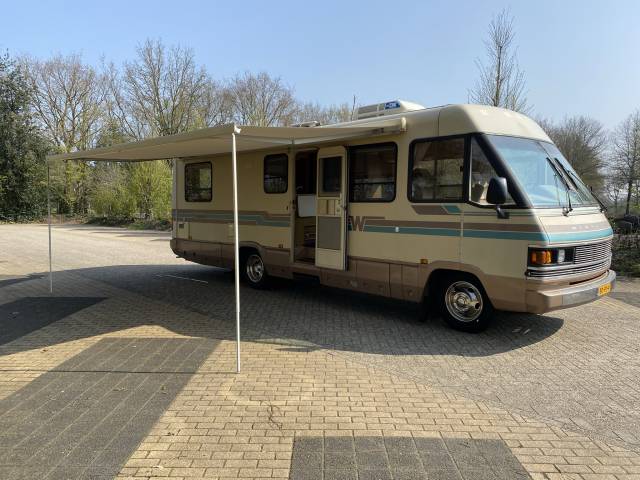 Bild 1/14 von Winnebago Chieftain (1988)