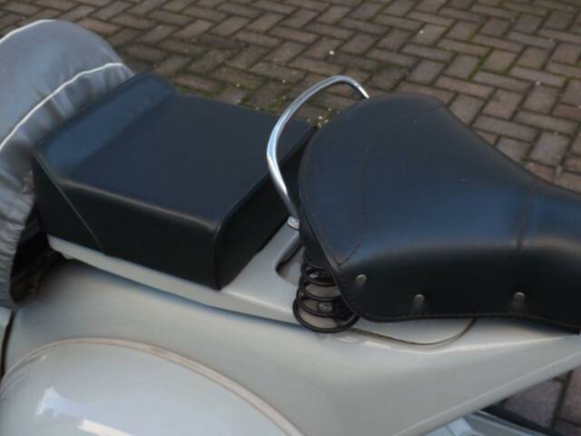 Piaggio Vespa 125