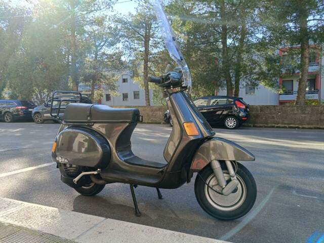 Piaggio Vespa Cosa 125