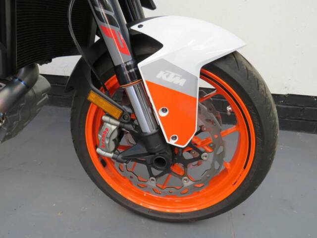 KTM 1290 Super Duke R