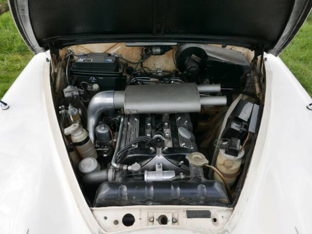 Jaguar 240