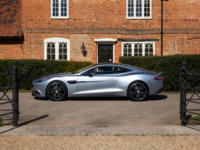 Aston Martin Vanquish