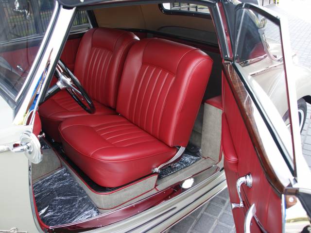 Mercedes-Benz 220 Cabriolet A