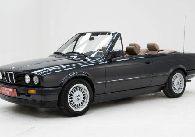Immagine 1/15 di BMW 320i (1990)