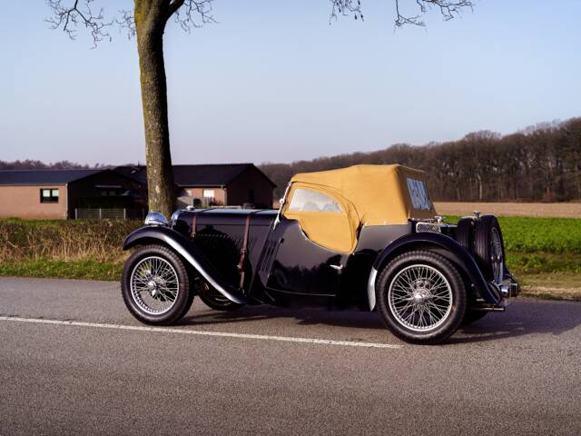 Singer 9 Sports