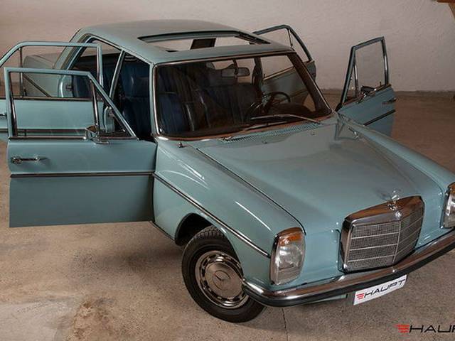 Mercedes-Benz 200 D