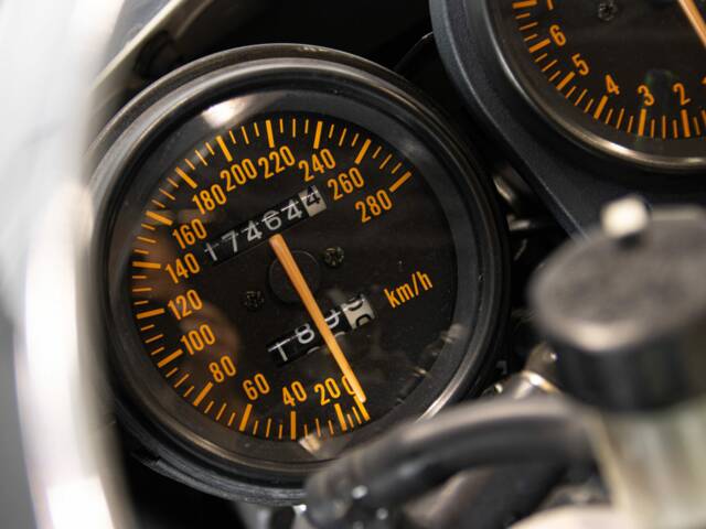 Kawasaki ZX-R 750