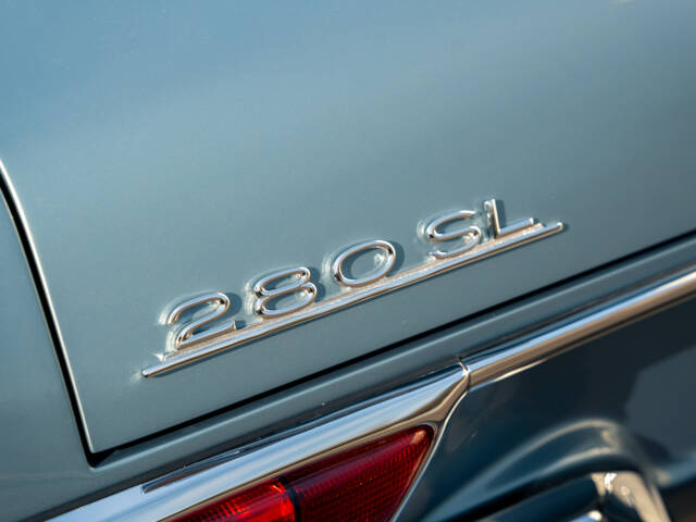 Mercedes-Benz 280 SL