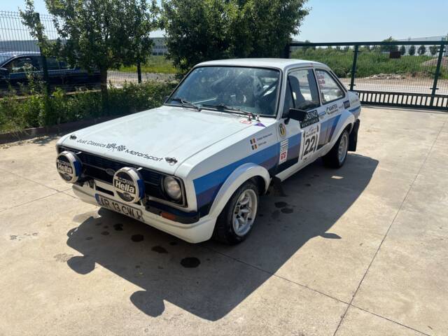 Image 1/84 de Ford Escort RS 2000 (1979)