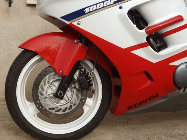 Honda CBR 1000F