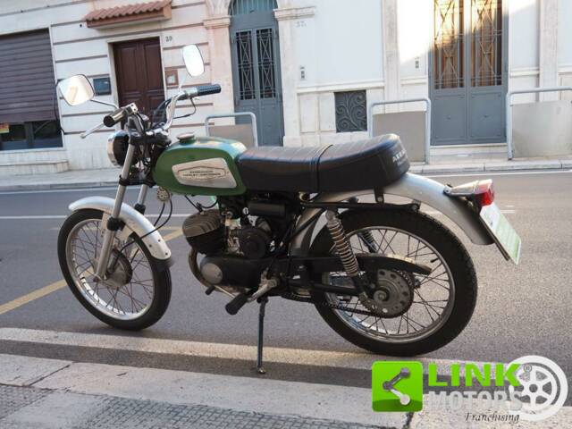 Aermacchi Harley-Davidson De Luxe 125