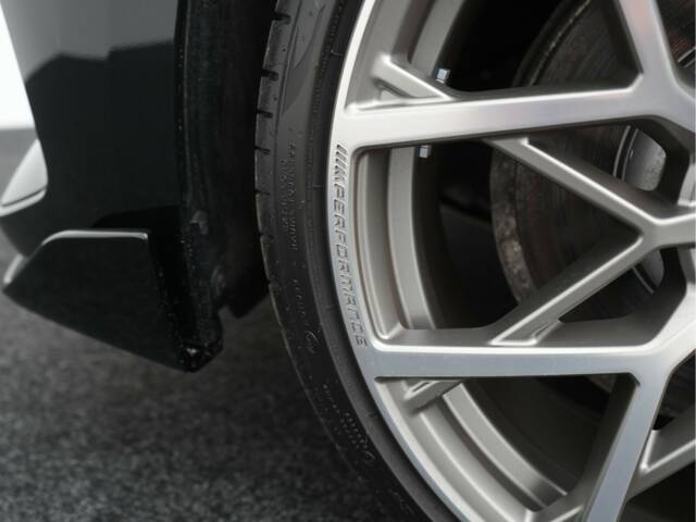 BMW 330i xDrive Touring