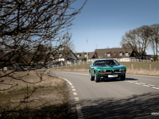 Alfa Romeo Montreal