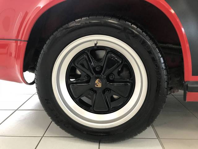 Porsche 911 Carrera 3.2 (WTL)