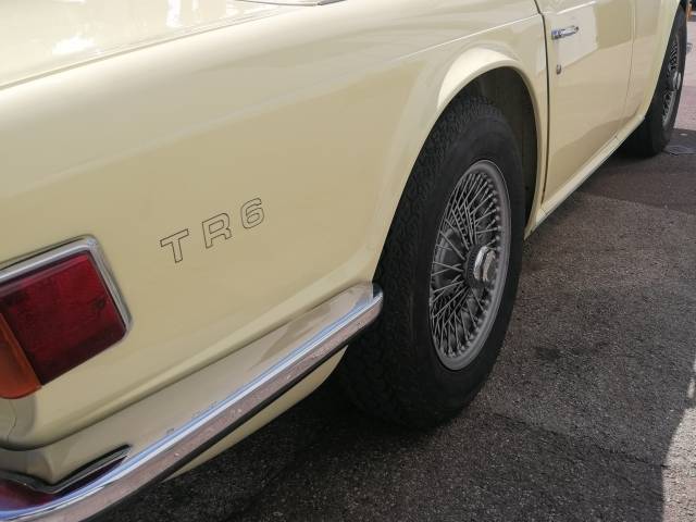 Triumph TR 6