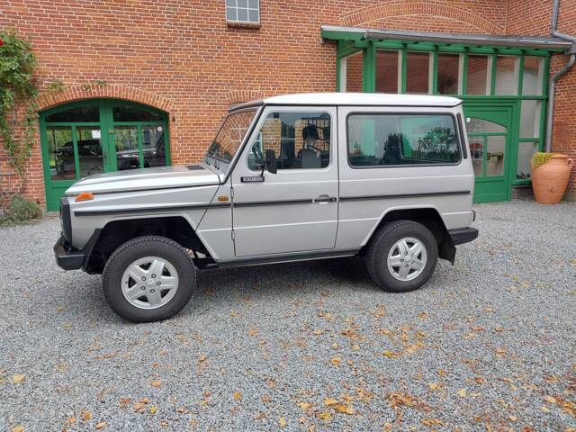 Mercedes-Benz 300 GD (SWB)