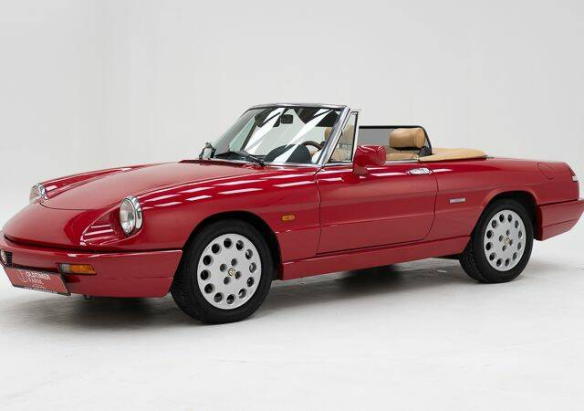Image 1/15 of Alfa Romeo 2.0 Spider (1991)