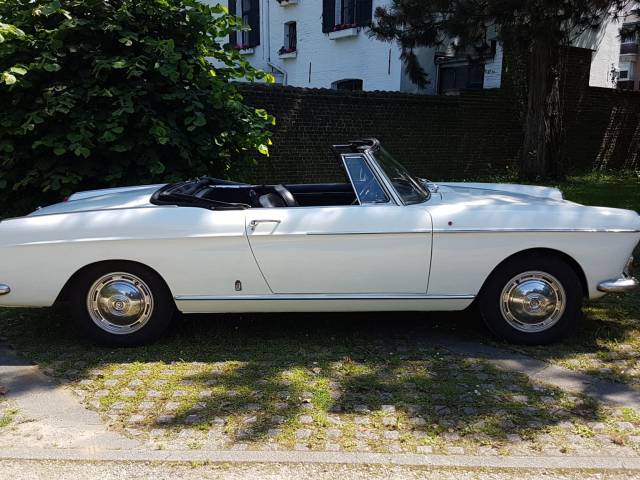 Peugeot 404 Convertible