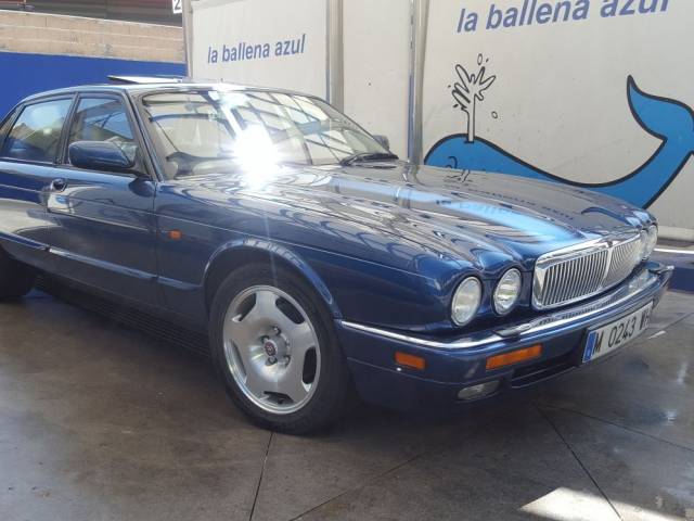 Bild 1/27 von Jaguar XJR 4.0 Supercharged (1995)