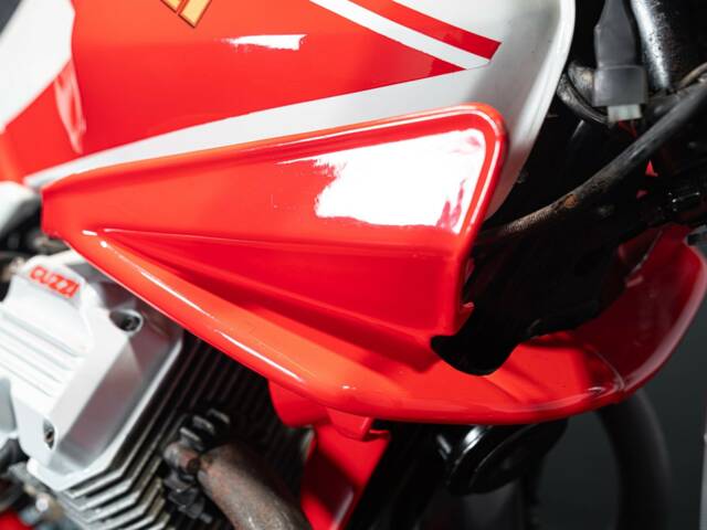 Moto Guzzi V 65 Lario