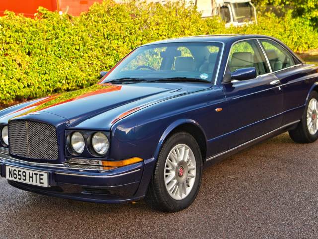 Immagine 1/50 di Bentley Continental R (1996)