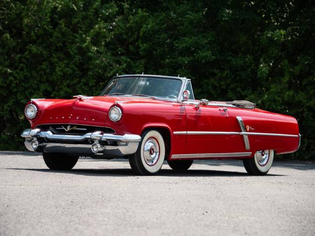 Image 1/27 de Lincoln Capri (1953)