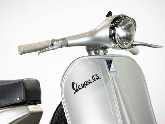 Piaggio Vespa 150 GS