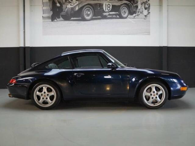 Porsche 911 Carrera