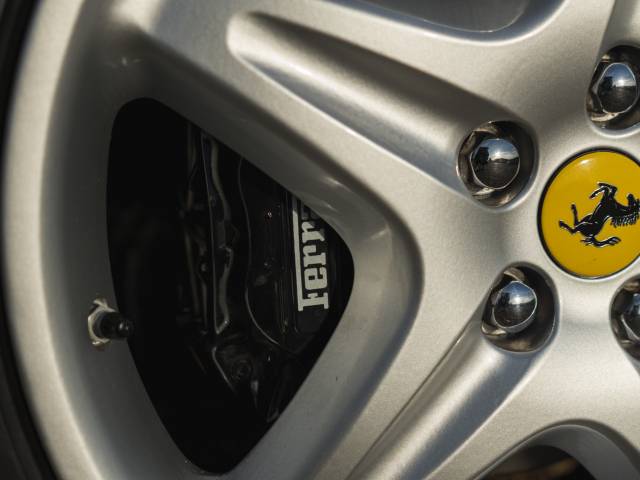 Ferrari F 355 GTS