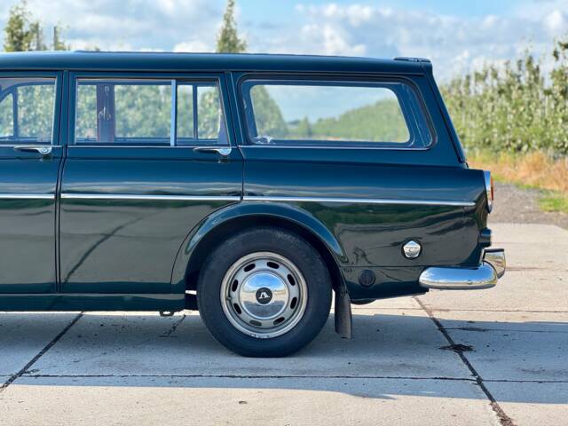 Volvo Amazon P220