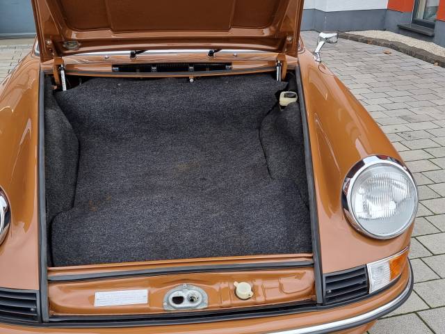 Porsche 911 2.4 T